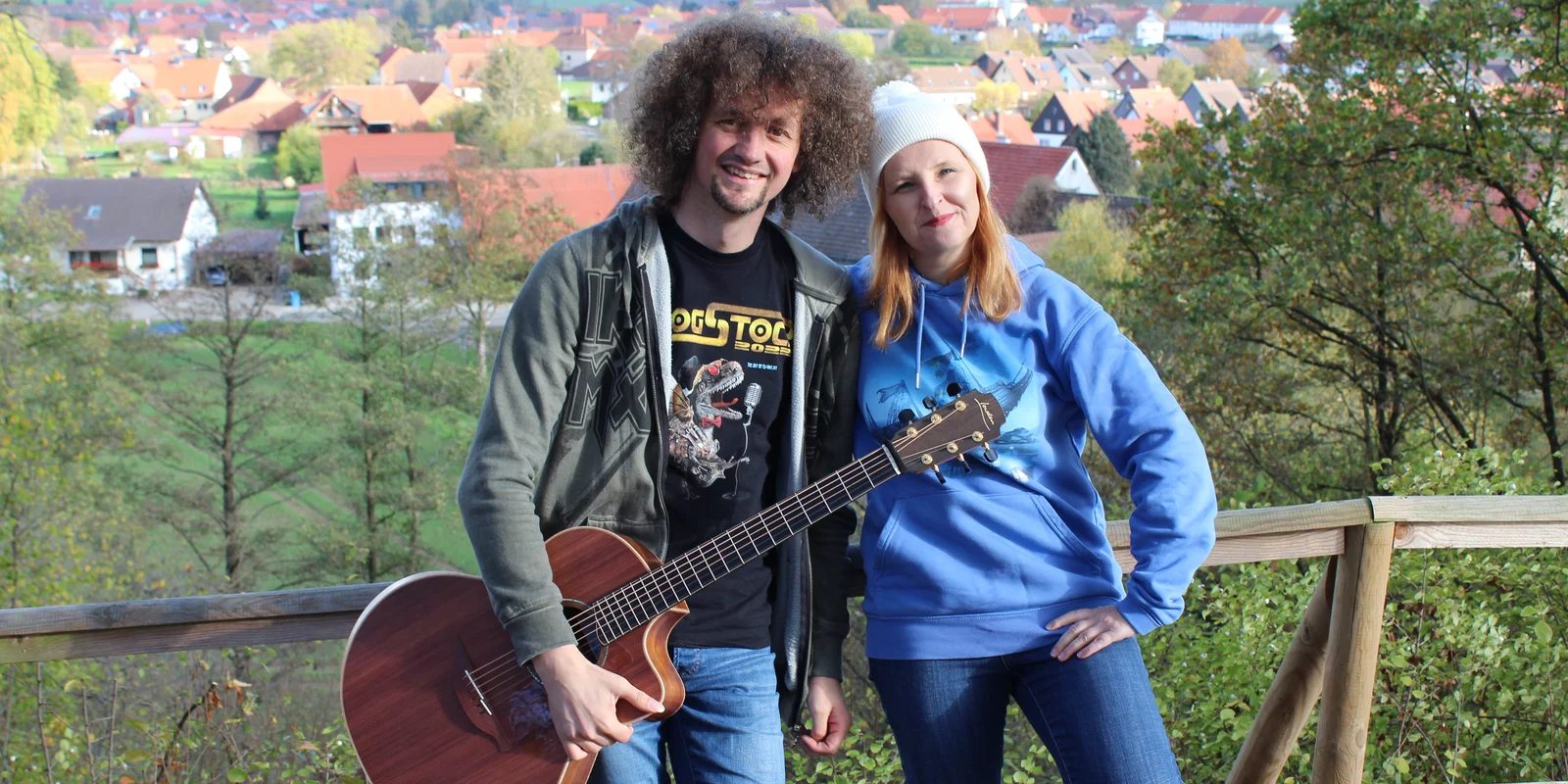 Melanie Mau & Martin Schnella auf dem „Hütteberg“ in Dorste